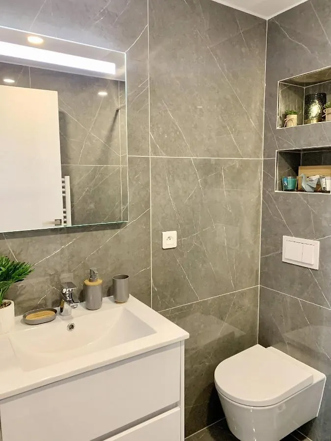 Apartment Superbes Studios Entierement Renoves - 50M Croisette Cannes