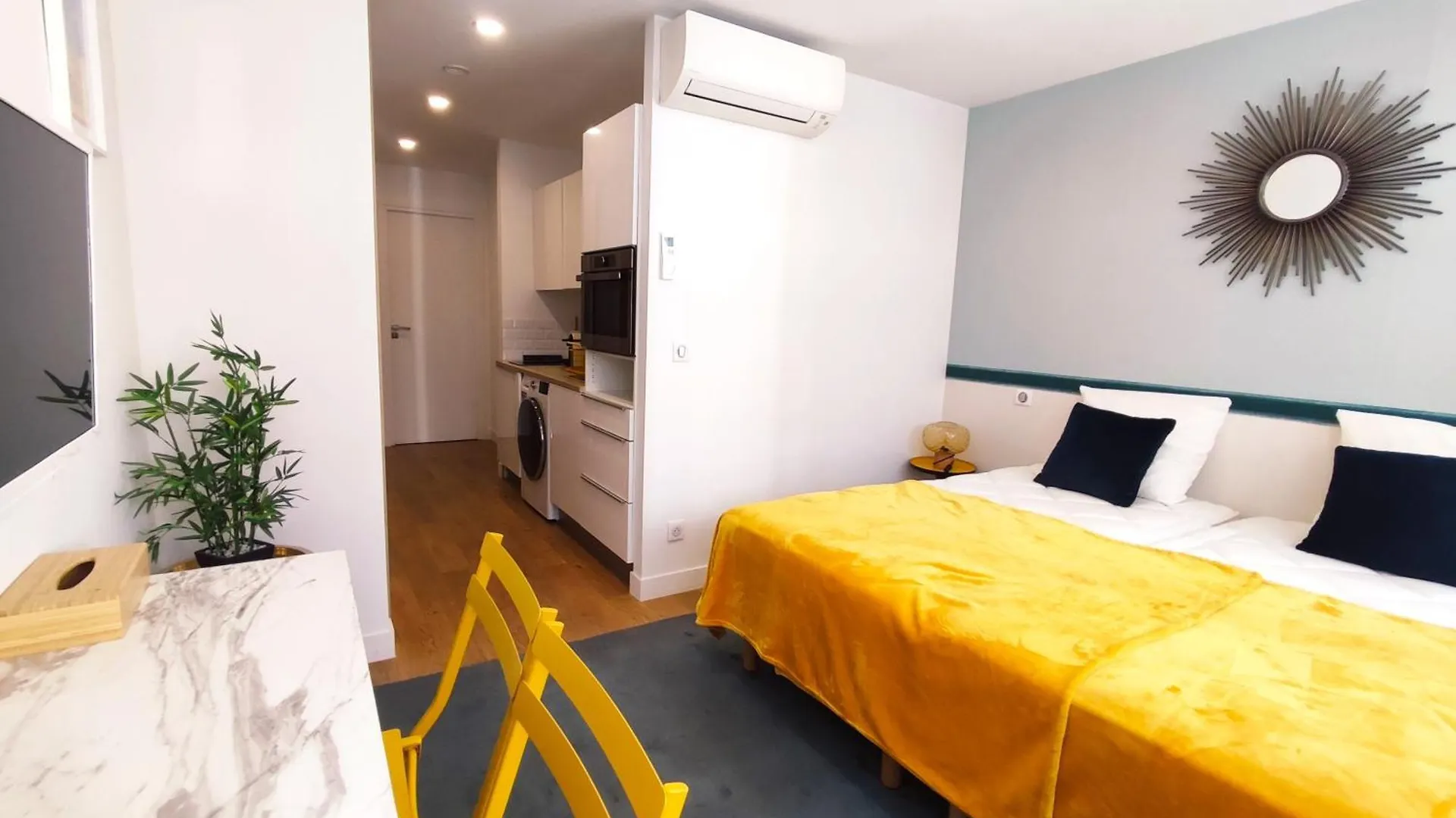 Apartment Superbes Studios Entierement Renoves - 50M Croisette Cannes France